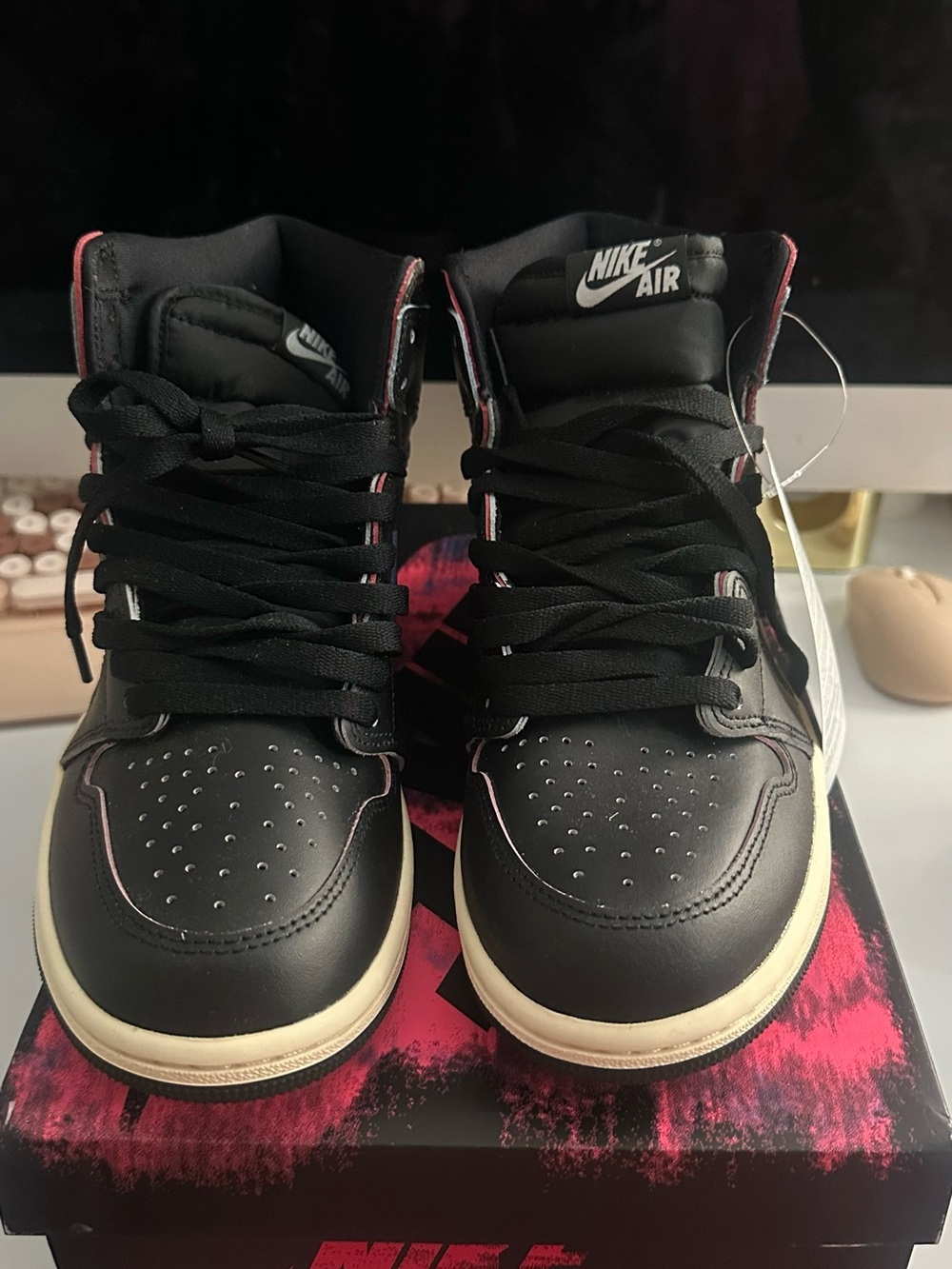Air Jordan 1 Retro High OG Self Expression – Men’s Size 8 NWT